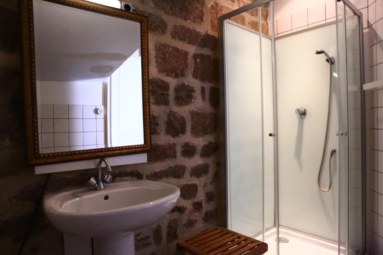 Les Grangeonnes, Gites Nature, Piscine, Bain Nordique, Sauna Pour Accueil Familiale Ou De Groupe Saint-Basile Luaran gambar